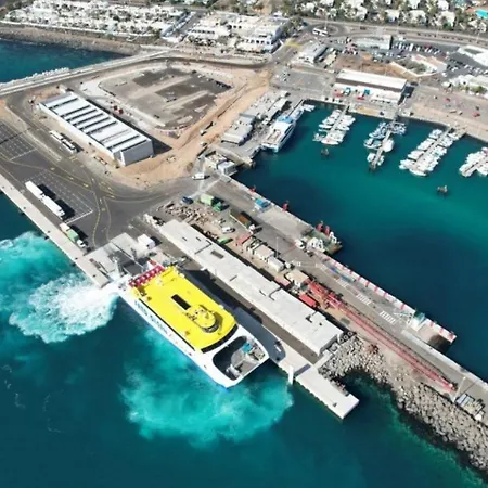 בית הארחה Y Lofts Makana *