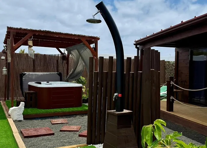 Pensjonat Y Lofts Makana Playa Blanca (Lanzarote)