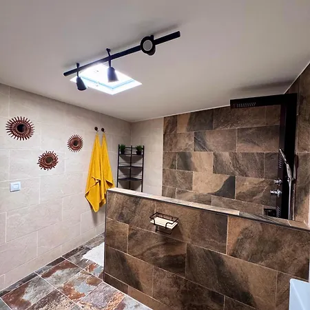 Vendégház Y Lofts Makana