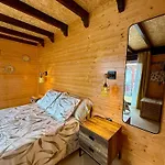 Y Lofts Makana Guest house *