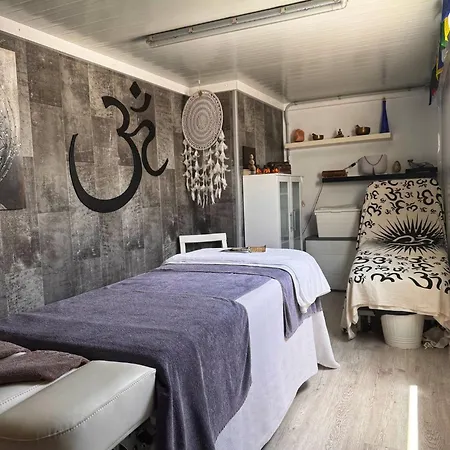 Y Lofts Makana بيت ضيافة بلايا بلانكا