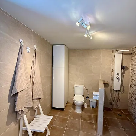 بيت ضيافة Y Lofts Makana