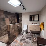 Y Lofts Makana 招待所 *