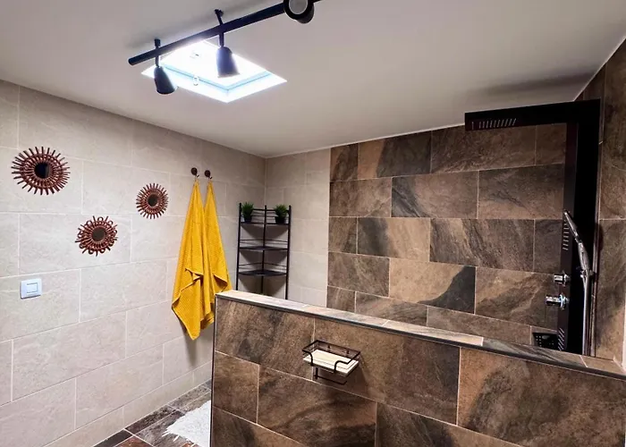 Penzion Y Lofts Makana